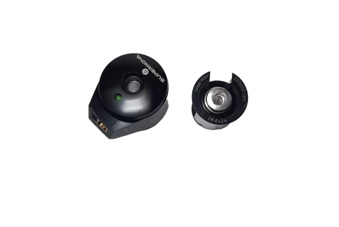 Supernova The Plug USB-Lader – Dynamo-Ladegerät inkl. Expander, Schwarz, NEU